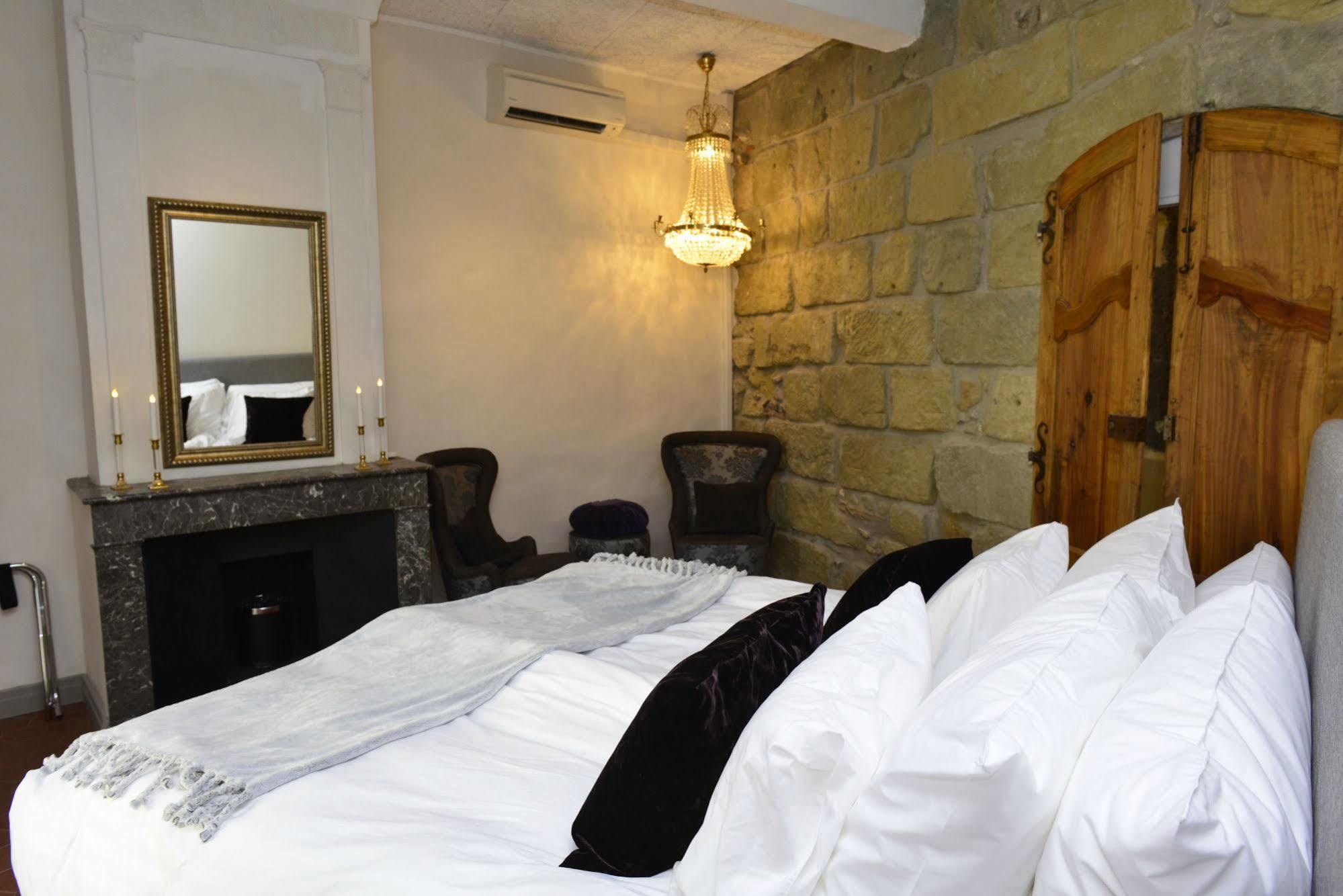 Rue Galilee Bed and Breakfast Marseillan  Eksteriør billede